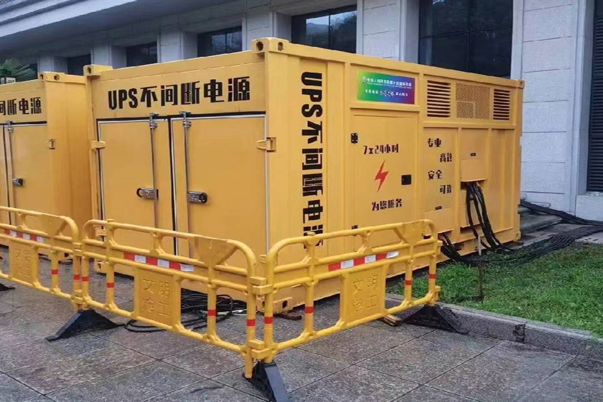 普兰发电机租赁施工现场